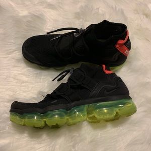 Black & Green Nike Sneakers (VaporMax)